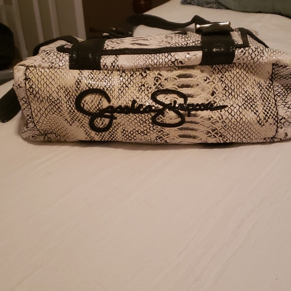 Jessica Simpson shoulder bag - Picture 3 of 5